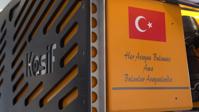 Cumhurbaşkanı Erdoğan'ın 'Her arayan bulamaz ama bulanlar arayanlardır' ifadesi Kaşif-3'ün arkasına işlendi.